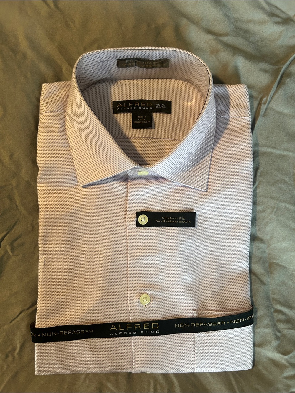 ALFRED SUNG Men's Modern Fit Light Pink Dress Shirt -FLAWED